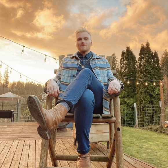 Looking forward to connect. Robert Ryan here 👋 - Picture 1 of 5